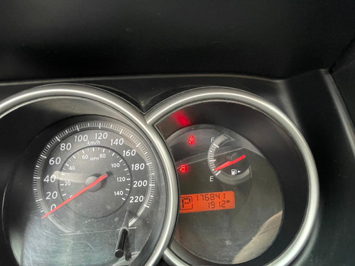 Nissan Tiida 1.8 Sl Flex Aut. 5p