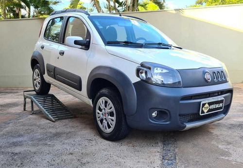 Imagem 2 de 15 de Fiat Uno Way 1.4 8v (flex) 4p 2012