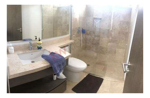 Imagen 19 de 25 de Magnífica Residencia Dentro De Exclusiva Privada Y Fraccionamiento De Lujo.