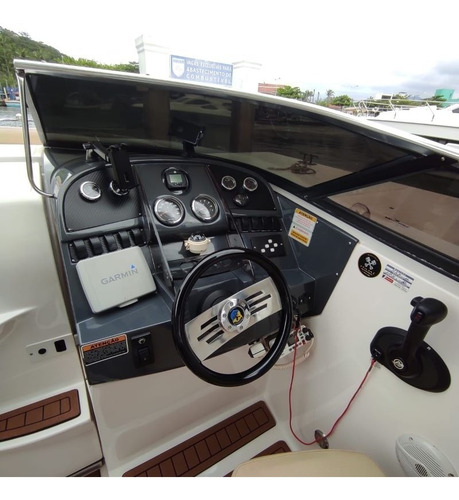 Lancha Ventura 265