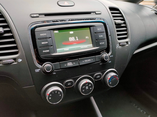 Imagen 11 de 15 de Kia Forte 2.0 Lx At 2018