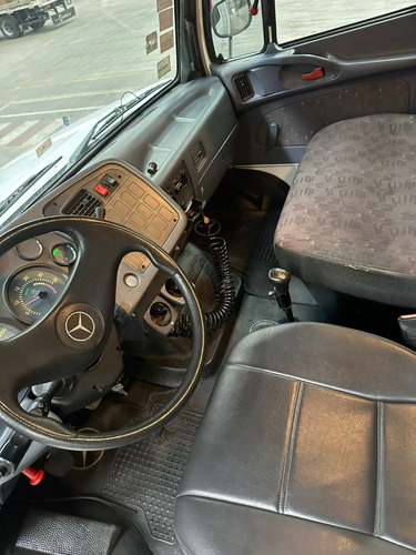 Camion Y Acoplado Mercedes Benz
