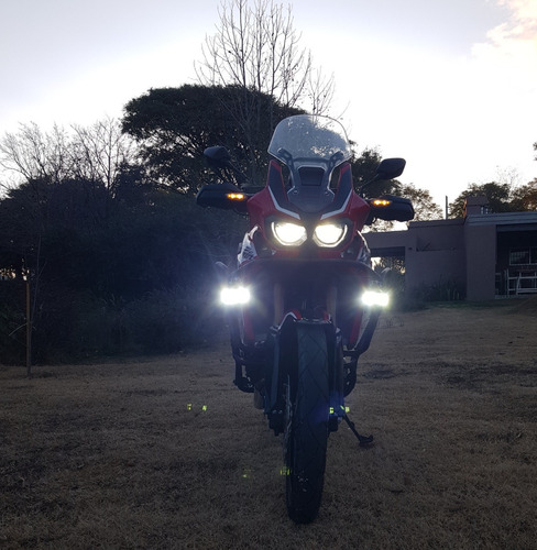Imagen 5 de 23 de Honda Africa Twin Crf 1000 Dct Automática, Impecable.