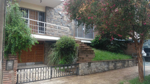 Imagen 16 de 17 de Pque. Velez Sarsfield - Corro 2400 - Casa 3 Dormitorios En Venta