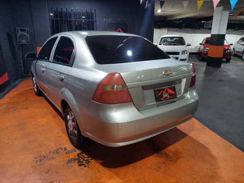 Imagen 4 de 13 de Chevrolet Aveo Sedan