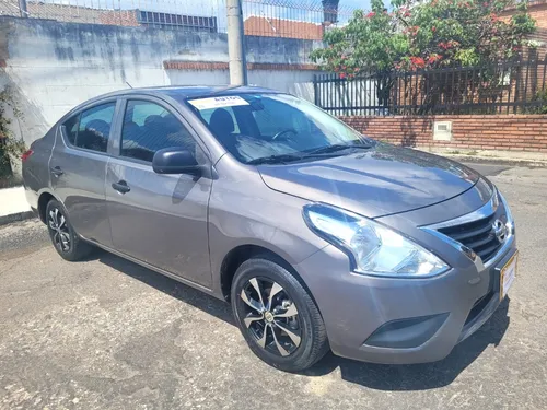 Nissan Versa Drive