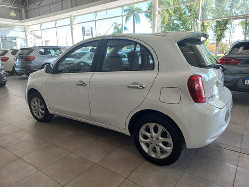 Nissan March 1.6 Advance Media Tech 107cv