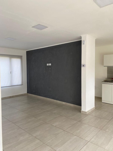 Venta De Casa En General Roca, B° Vista Barda 2 Habitaciones