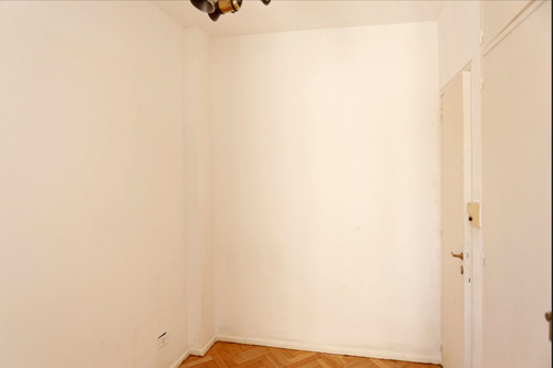 Departamento Cuatro Ambientes C/ Cochera Devoto