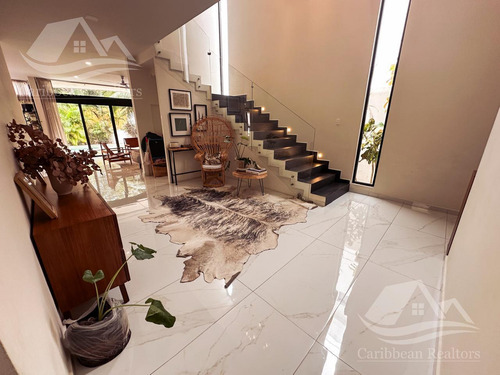 Casa En Venta En Lagos Del Sol Cancun