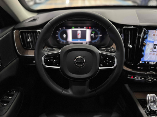 Volvo XC60 2.0 T8 RECHARGE ULTIMATE AWD GEARTRONIC