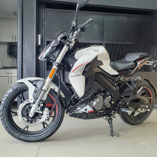 Imagen 16 de 25 de Benelli 180s Cbs, No Honda 190, Bajaj Rouser Ns 200 Fi