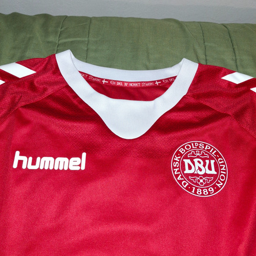 Camiseta Hummel De Seleccion De Dinamarca (Usado)