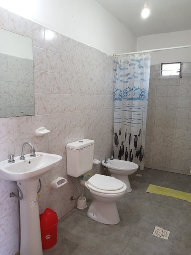 Vendo 2 Casas, Con Quincho Y Pileta