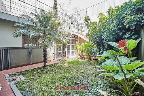 Venta Mataderos Montiel 1900 Casa 5 Ambientes Terraza Garaje