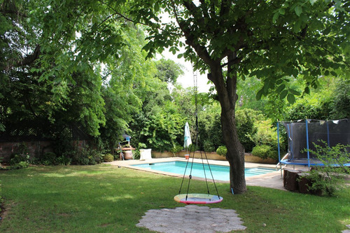 Casa En Venta De 7 Dorm. En Lo Barnechea