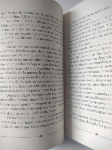 Papillón Colombiano : José Raúl Bedoya / Lecumberri -firmado (Usado)