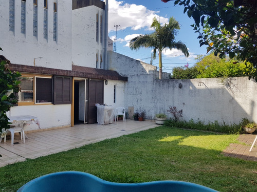 Chalet En Venta En Ramos Mejía - Barrio Pileta