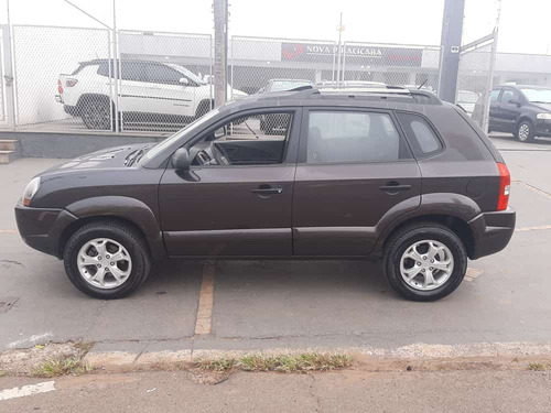 Imagem 8 de 15 de Hyundai Tucson 2.0 Mecanica