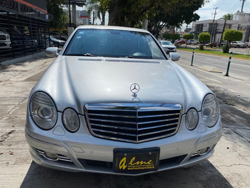 Imagen 2 de 8 de Mercedes Benz E 500 2009 Plata