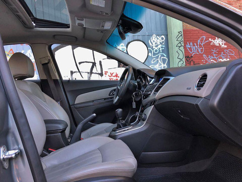 Chevrolet Cruze 1.8 Ltz Mt 4 p