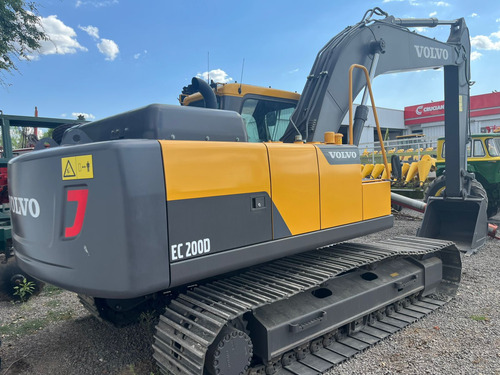 En Venta Excavadora Volvo Ec 200 D