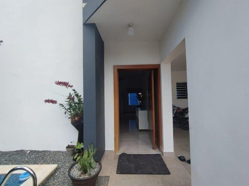 Casa En Venta En Higuey, Residencial Anamelia, 3 Habitacione