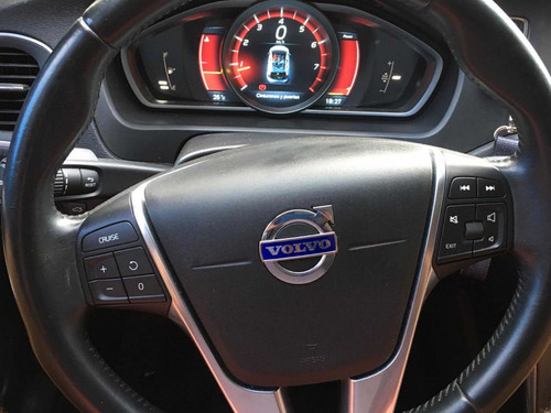 Volvo V40 1.6 T4 Mt 180cv 2013 Nueva =0km Unico!! Argemotors