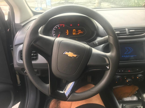 Imagem 3 de 5 de Chevrolet Onix