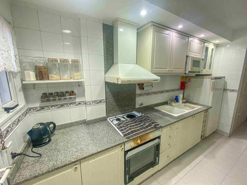 Imagen 2 de 25 de Venta Casa Caseros Centro 5 Amb Pileta 2 Cocheras