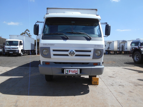 Imagem 2 de 15 de Volkswagen 9.150 2012 Baú Carga Seca