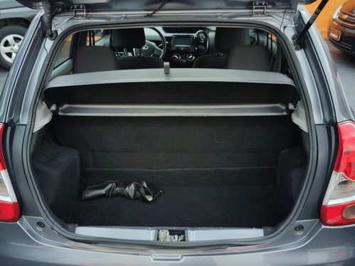 Toyota Etios 1.3 16v X 5p 2016 Financ. 60 X Sem Entrada