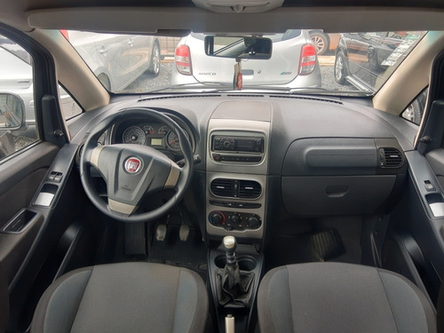 Fiat Idea 2014 1.4 Attractive Flex 5p