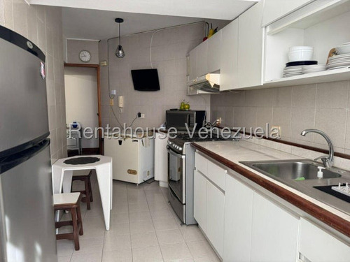 Apartamento En Alquiler, El Cigarral Mls #26-49