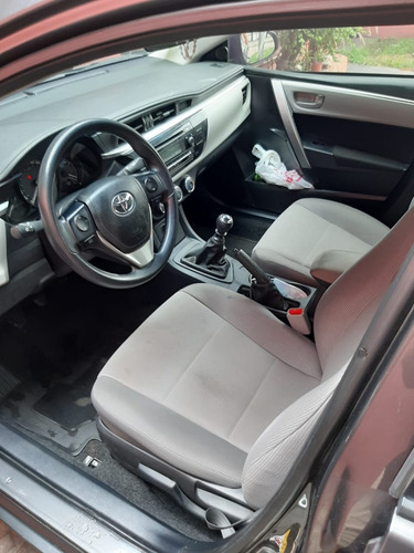 Toyota Corolla Xli 1,8 6m/t