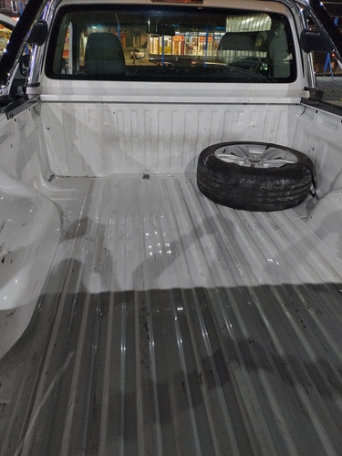 Imagem 6 de 8 de Volkswagen Amarok 2015 2.0 S Cab. Simples 4x4 2p