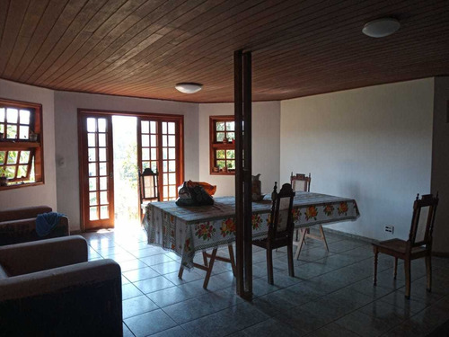 Imagem 8 de 14 de 2.500 M², Em Condomínio, 03 Dormitórios E Piscina !!