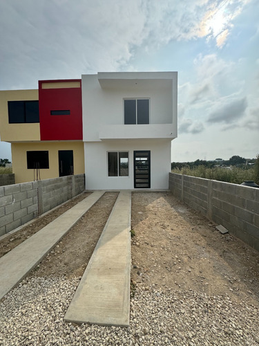 Preventa Casa Hermosa En Berriozábal, Colonia Linda Vista ¡dos Niveles Y Diseño Moderno! Precio A Tratar!!!