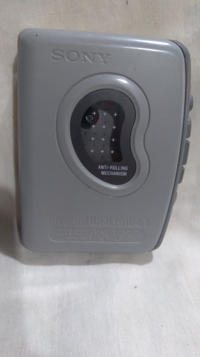 Radio Sony. Fm.am. Walkman Solo Funciona La Rad Funcionando Gris (Usado)