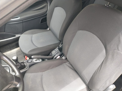 Imagem 8 de 15 de Peugeot 207 Xr 1.4 2013 Único Dono