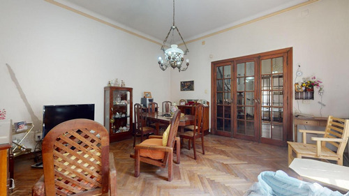 Casa En Venta En La Plata