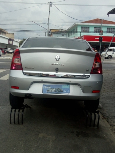 Renault Logan 2013 1.6 Expression Hi-power 4p