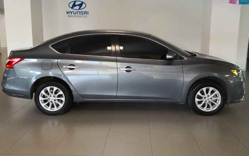 Imagen 6 de 15 de Nissan Sentra 2017 4p Advance L4/1.8 Man