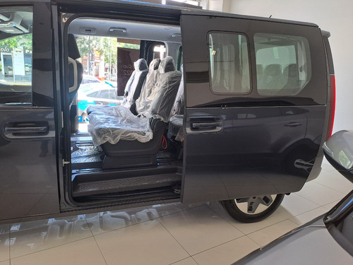 Hyundai Staria 4WD Ultimate