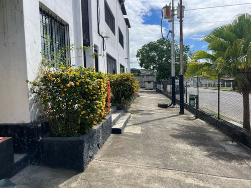 Se Vende Galpón En Santa Teresa Del Tuy Jr