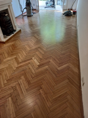 Imagen 5 de 5 de Pulidos, Plastificado E Hidrolaqueado De Pisos De Madera