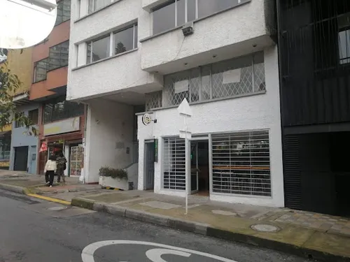 Apartaestudio En Arriendo Las Aguas 172-1628