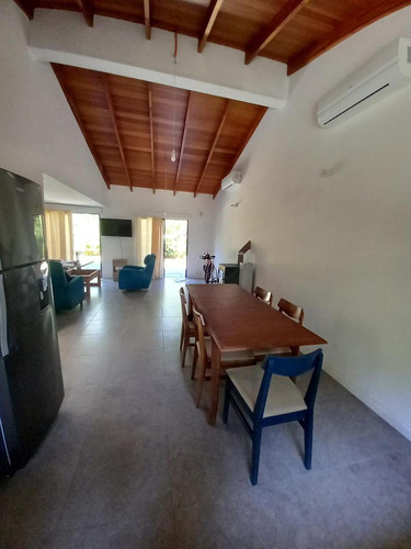 Imagen 4 de 14 de Casa - La Juanita. 3 Dormitorios Y 3 Baños