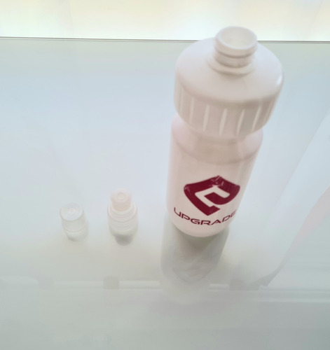 Botella Recargable Upgrade Viaje De Egresados Coleccionable (Usado)