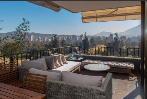 Arrienda Exclusivo Dep. El Golf. 5 Dorm, 5 Baños, 3 Estac.